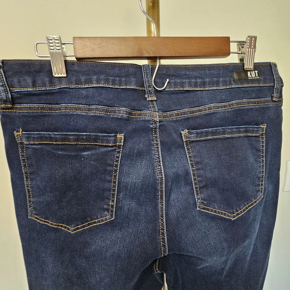 Kut‎ from the Kloth Women's Dark Blue Jeans Size 12 Pristine